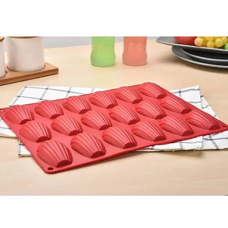 Madeleine Silicone Cake Pan