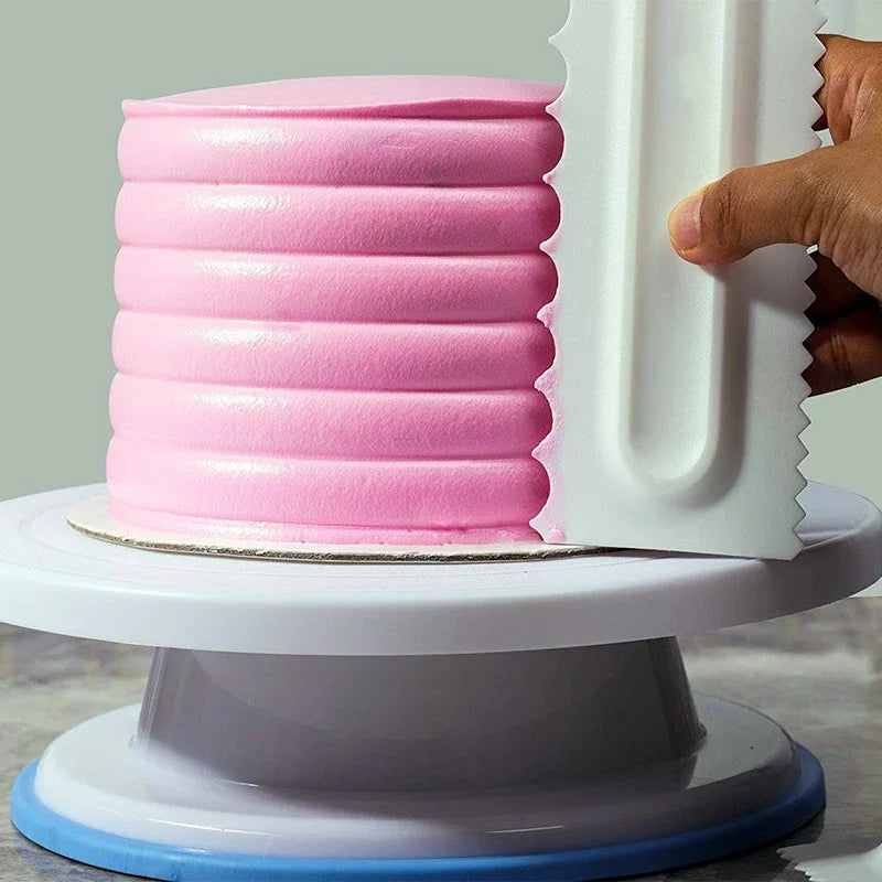 Decorative Icing Scraper